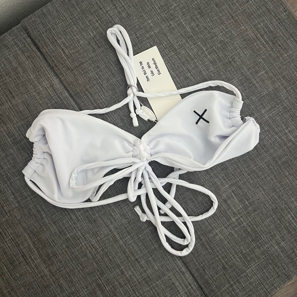 Boutine LA bikini top - Picture 1 of 3